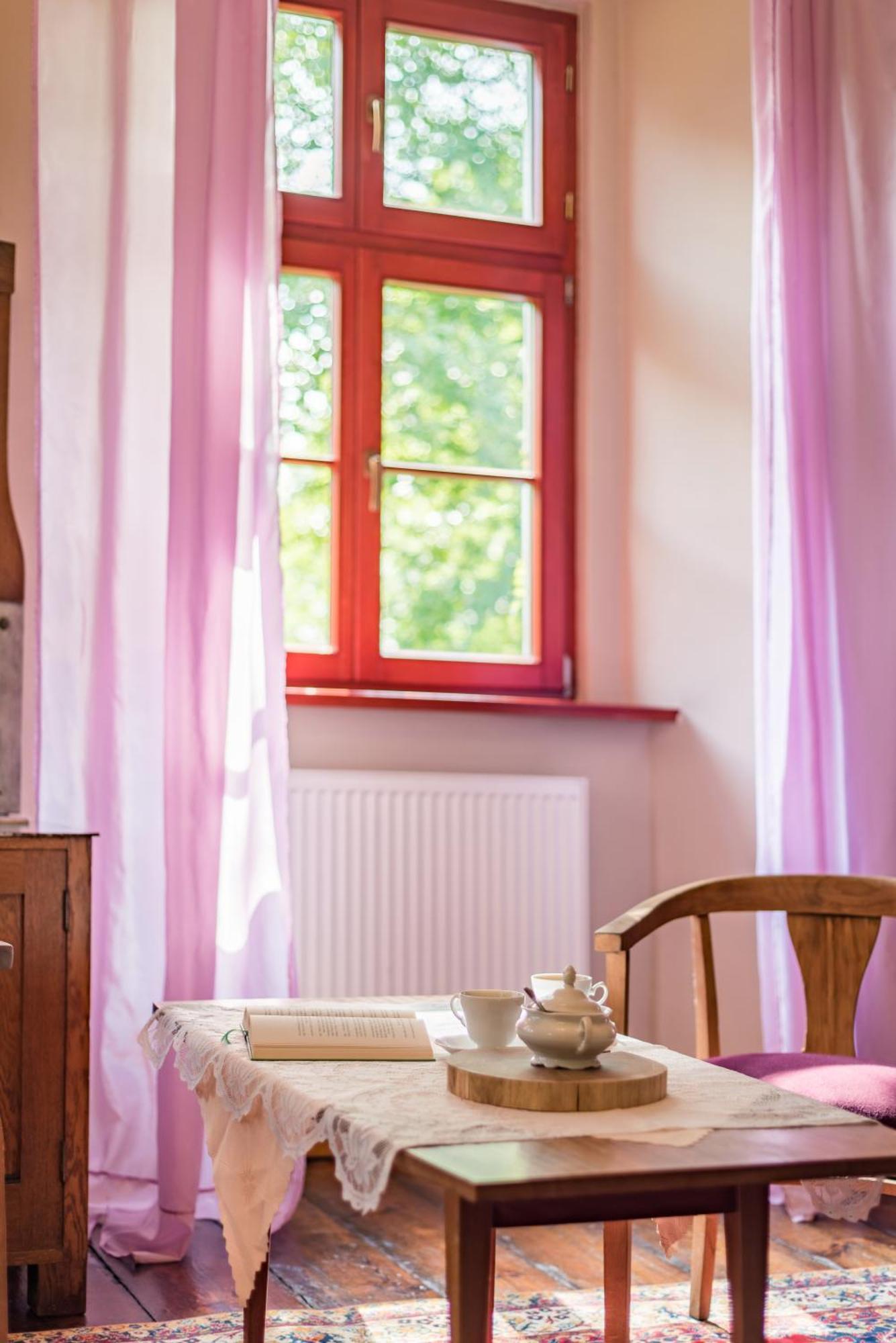 Aparthotel Zamek Dobroszyce Zimmer foto